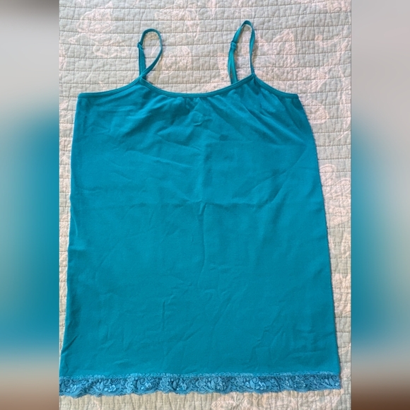 Bundle of 3 Cami Tops. - Picture 4 of 7